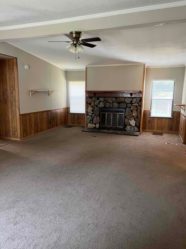 Building Photo - 268 Seymour Dr S