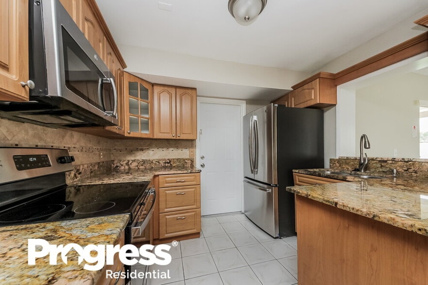 Building Photo - 12127 Dakota Woods Ln
