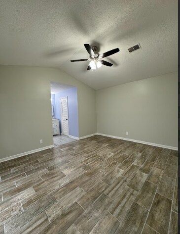 Building Photo - Charming 3 Bed, 2 Bath Rental in Simpsonvi...