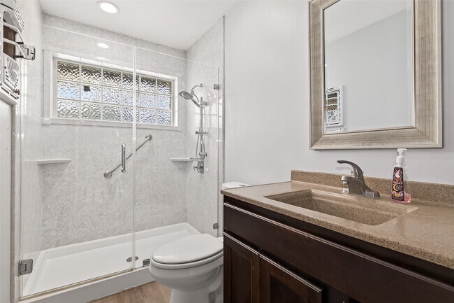 Building Photo - 9670 Judalon Ln