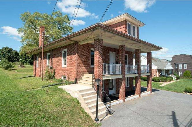 Building Photo - 260 W State St