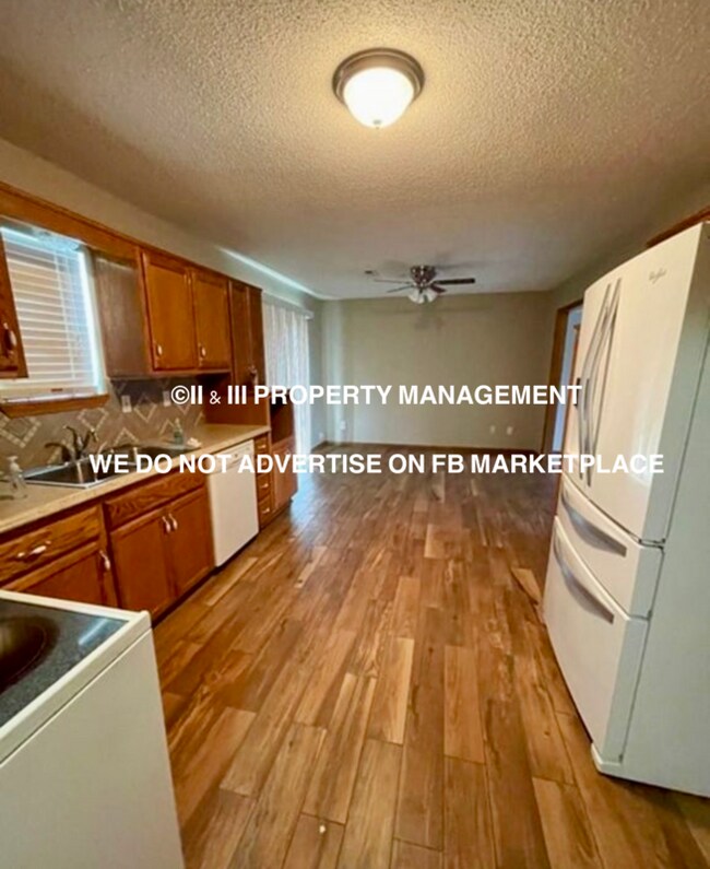 Building Photo - 515 Spring Ave