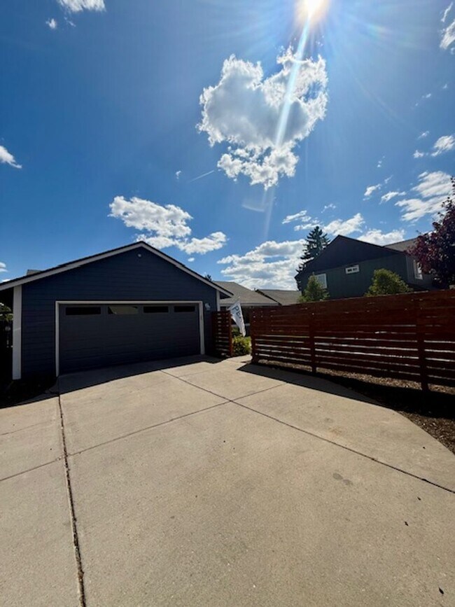 Building Photo - Serene Remodeled 4 Bedroom on Large Lot w/...
