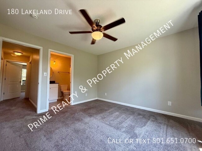 Building Photo - 180 Lakeland Dr