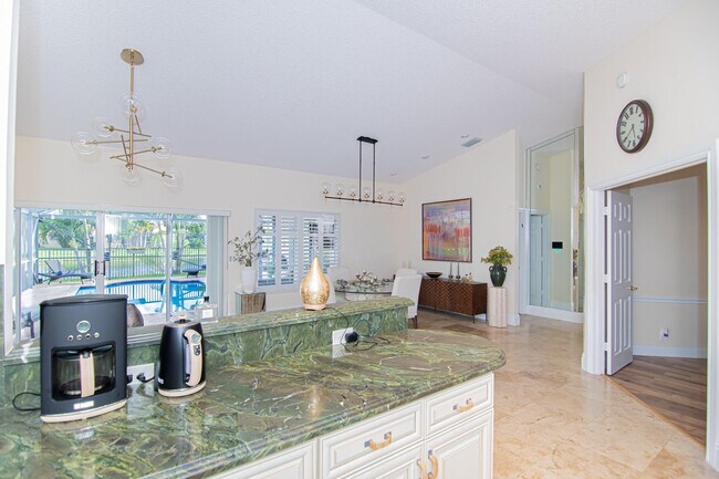 Building Photo - 8410 Brussels Way