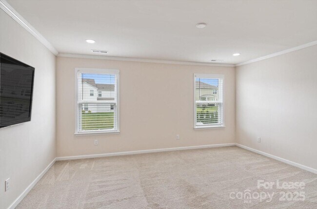 Building Photo - 4029 Spring Garden St