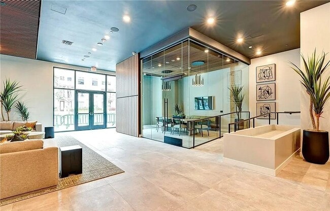 Building Photo - 1204 Rivington
