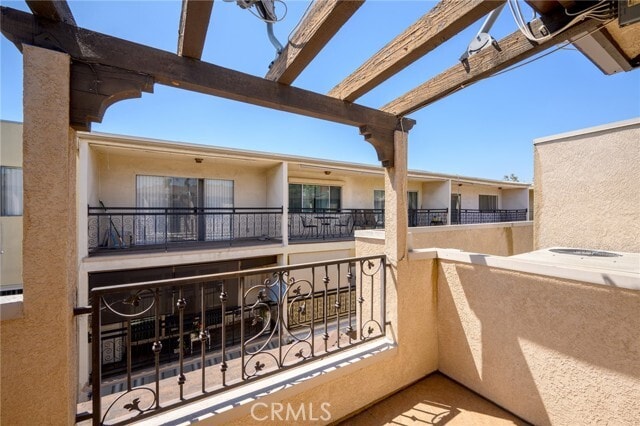 Building Photo - 345 W Loraine St