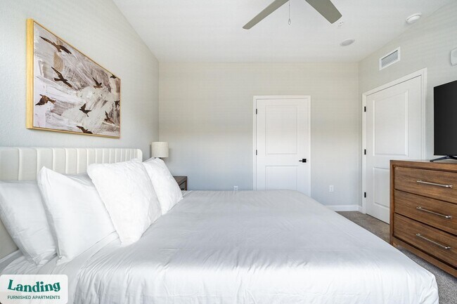 Building Photo - 84 San Filippo Dr SE