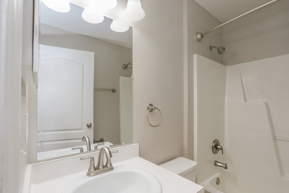 Building Photo - 5910 Erhardt Dr