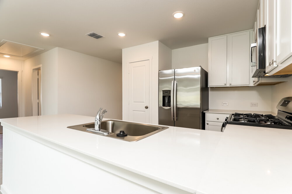 Building Photo - 298 Jax Lp