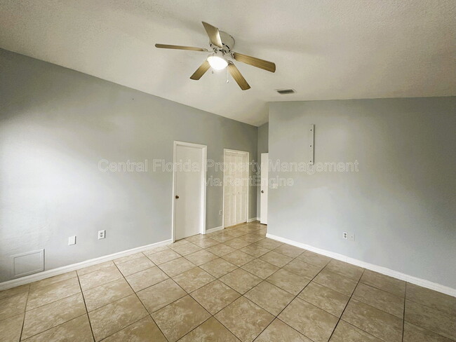 Building Photo - 11818 Shotgate Ct