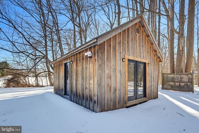 Building Photo - 13835 Burntwoods Rd