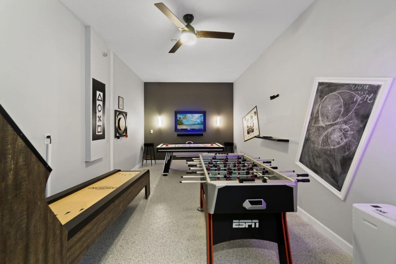 Building Photo - 9227 Sommerset Hills Dr