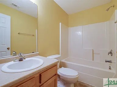Building Photo - 148 Ridgewood Cir