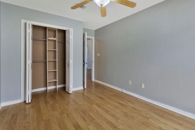 Building Photo - 3 bedroom in Ft Walton!!