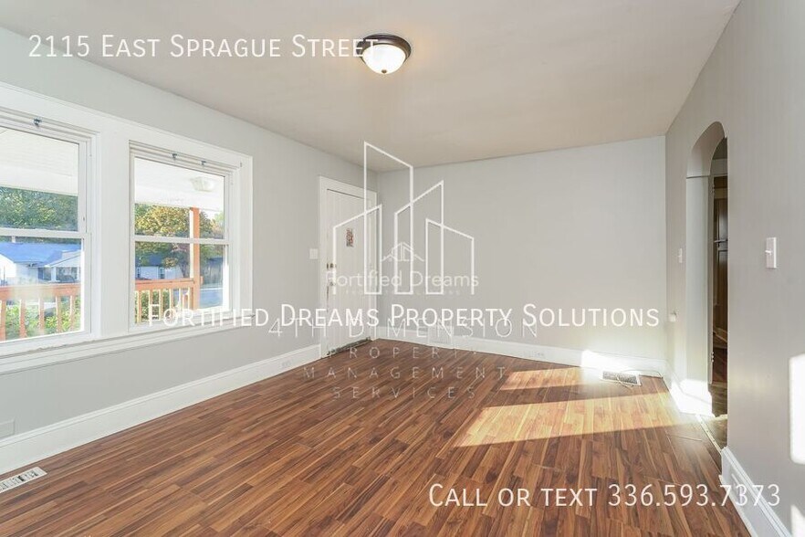 Building Photo - 2115 E Sprague St