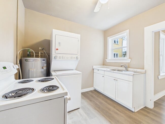 Building Photo - 2508 North Ave