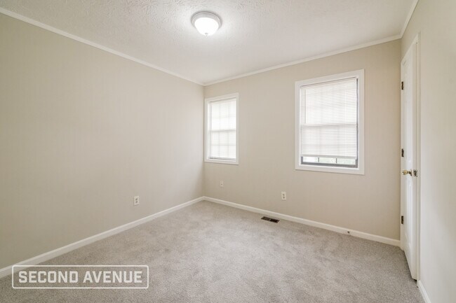 Building Photo - 3065 Stone Oak Dr