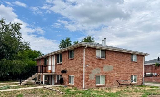 Building Photo - 2 Bedroom 1 Bath In Lakewood! Available Now!!