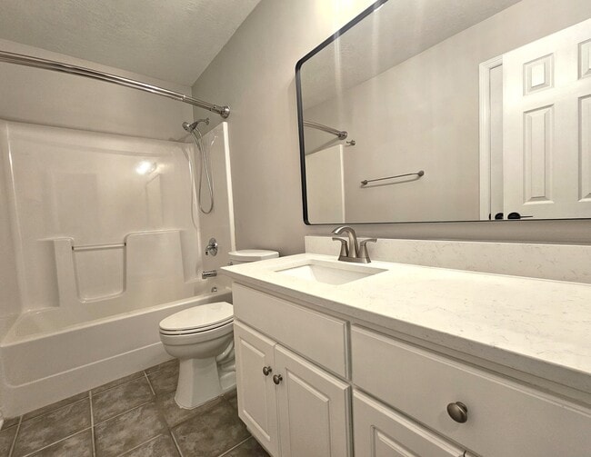 Building Photo - 309 Burgamy Way