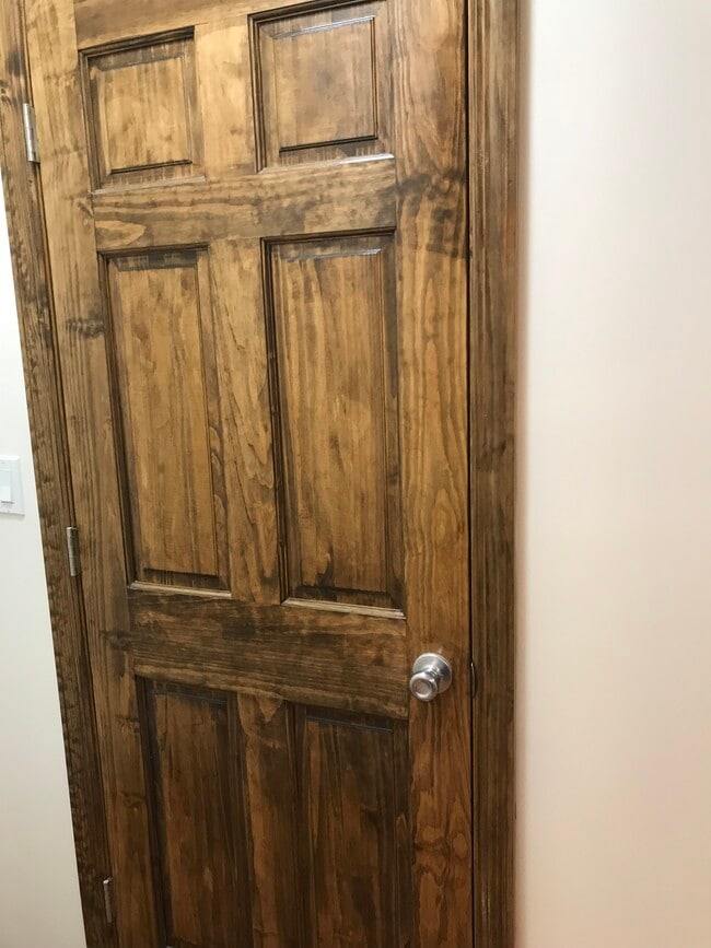 Building Photo - 3611 Waldo Ave