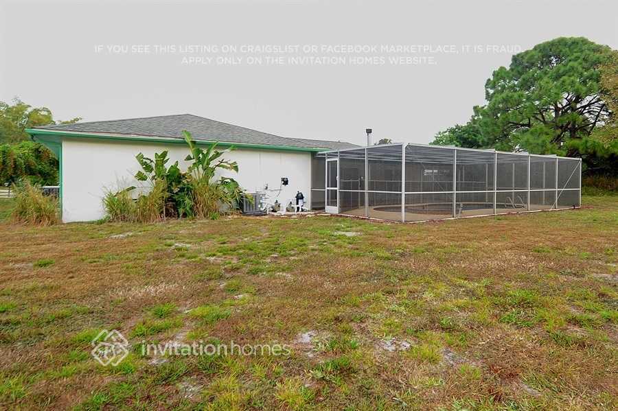 Building Photo - 7325 Claries Dr