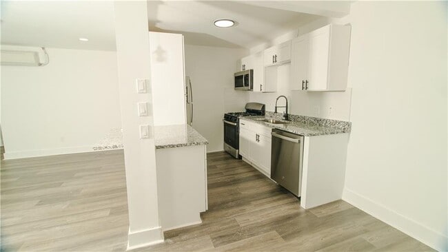 Building Photo - 4589 Orchid Dr