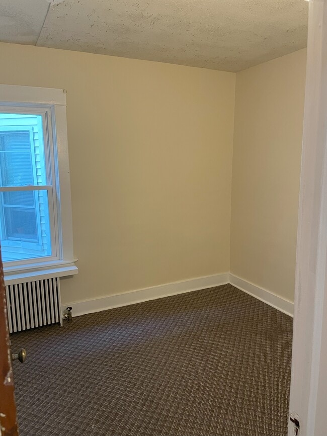 Building Photo - 10 Magnolia Terrace