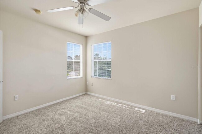 Building Photo - 1015 Villagio Cir