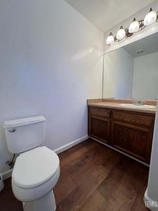 Building Photo - 476 Emily Way