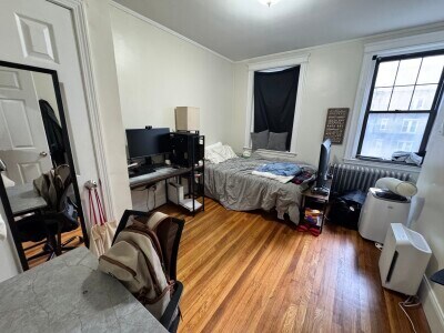 Building Photo - 31 Queensberry St