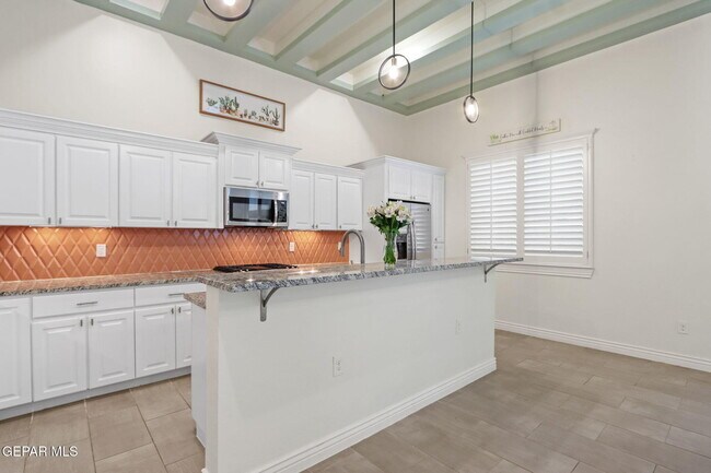 Building Photo - 12364 Desert Dove Ave