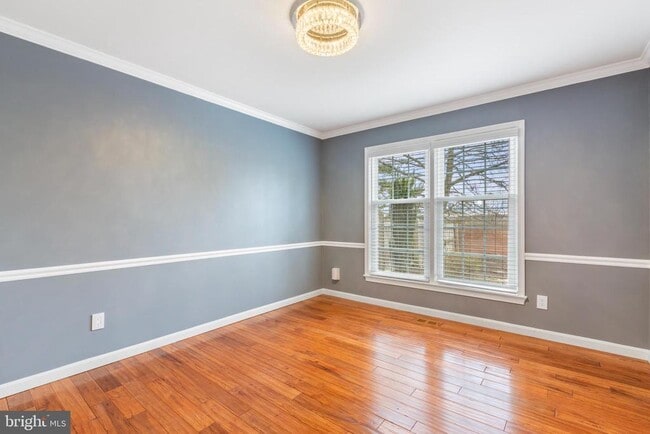 Building Photo - 19327 Frenchton Pl