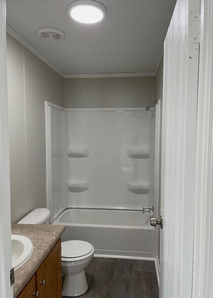 Building Photo - 40382 Dapprich Ln