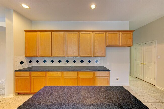 Building Photo - 3203 Amerson Dr