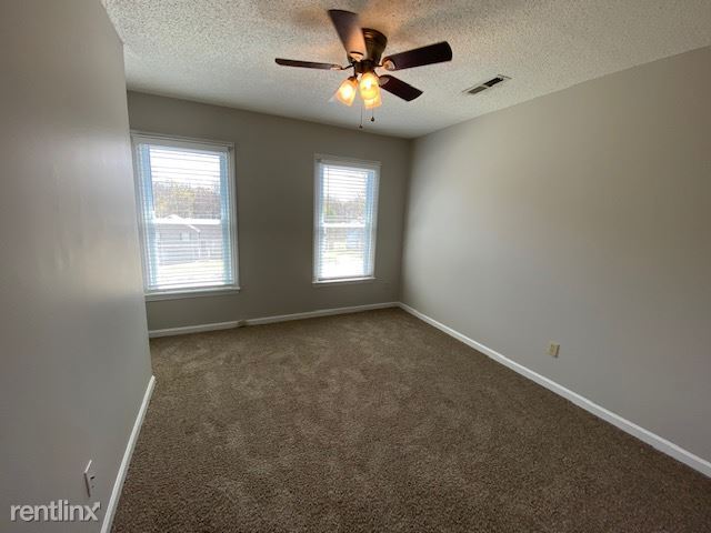 Building Photo - 4 br, 2.5 bath House - 7 Woodlea Ridge Ct