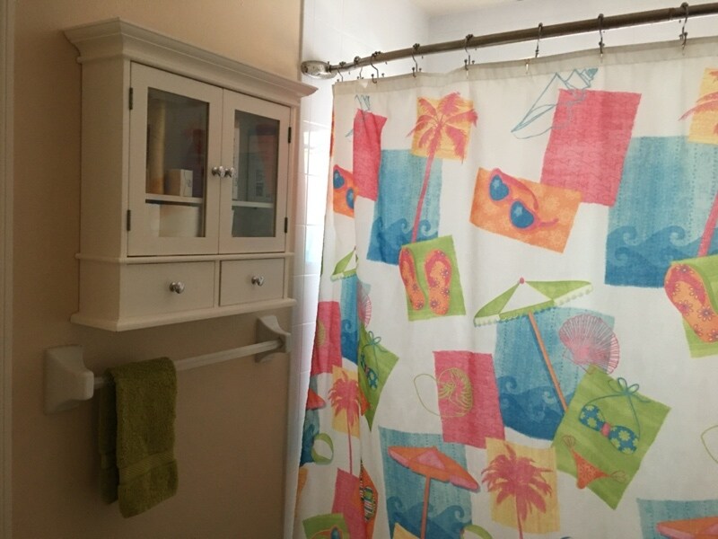 Building Photo - 211 Circle Dr