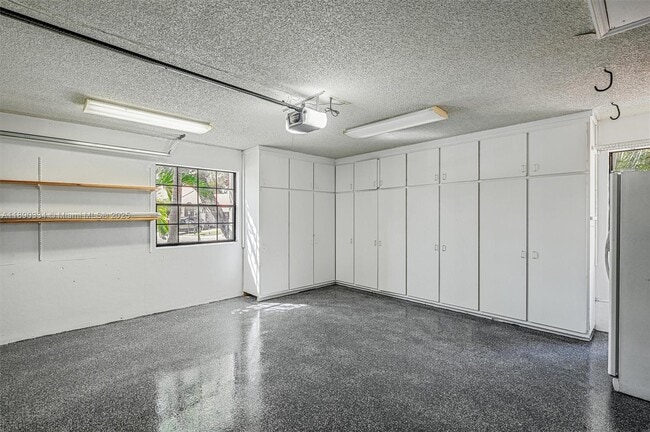 Building Photo - 13174 La Lique Ct