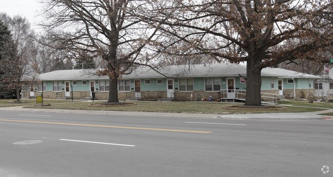 Primary Photo - 8101 N 30th St