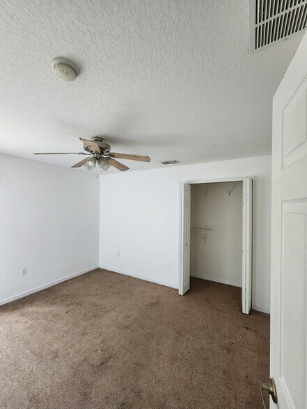 Bedroom #3 - 1007 Deddington Pl