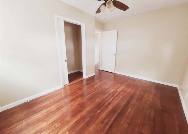 Building Photo - 6129 Myrtle Avenue