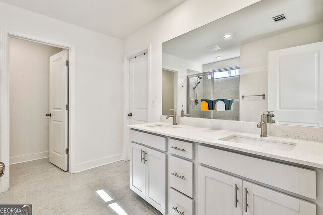 Building Photo - 11 Alcovy Trl