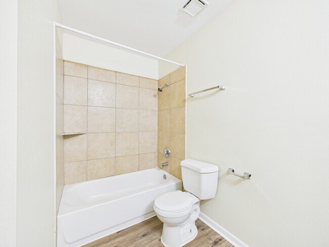 Building Photo - 12642 Ashford Meadow Dr