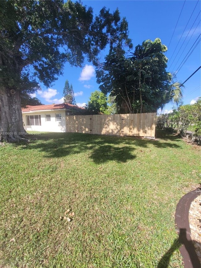 Building Photo - 22028 Acapulco Ct