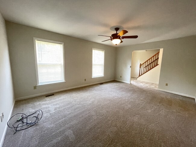 Building Photo - 10197 Madison Dr