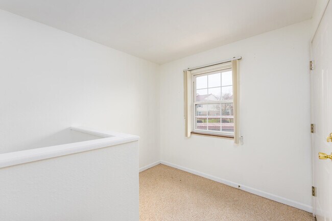 Building Photo - 19130 Northridge Dr