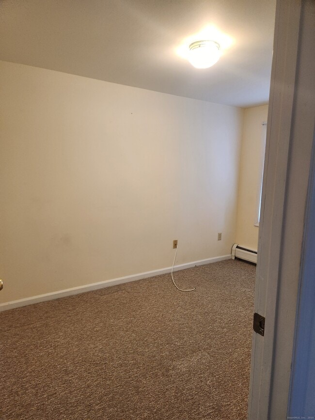 Building Photo - 96 Portland Ave