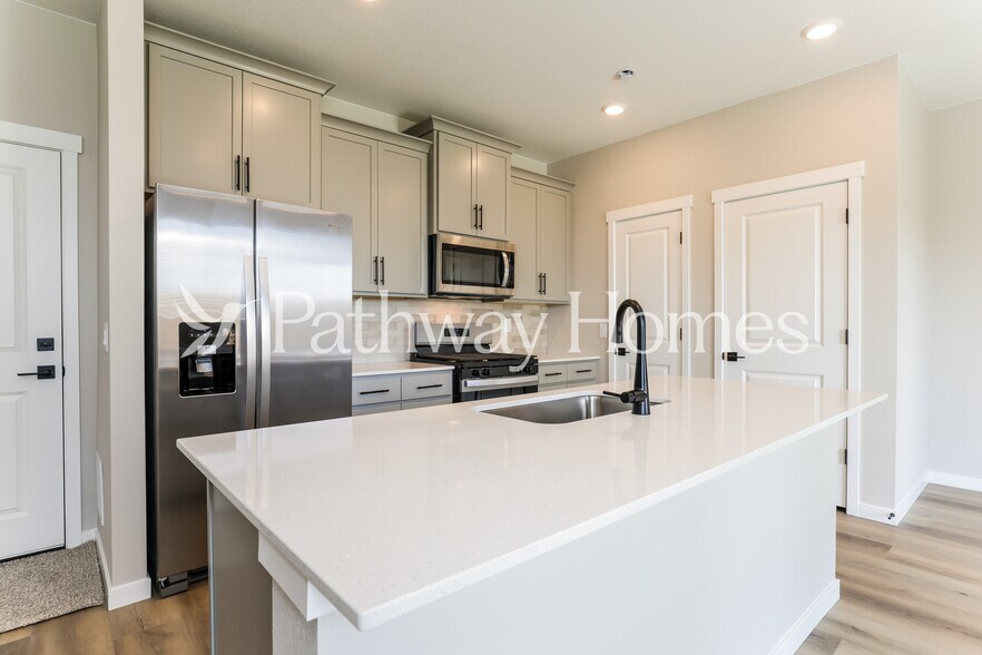 Building Photo - 17892 E 94th Pl