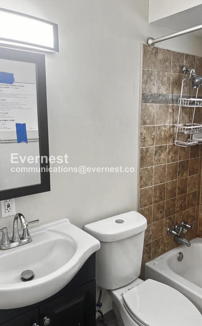 Building Photo - 972 Concord Ave